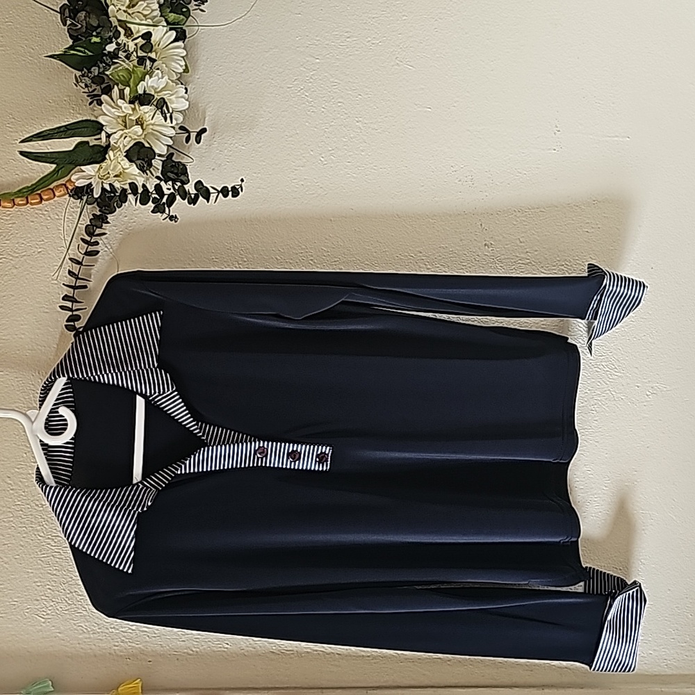 Women's Navy blue blouse